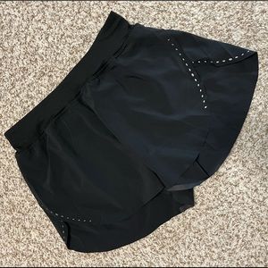 Lululemon Find Your Pace shorts 3”